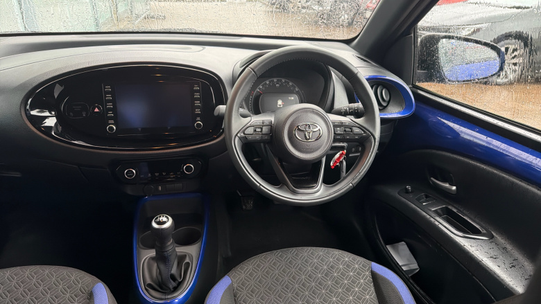 Toyota Aygo X 1.0 VVT-i Edge 5dr Petrol Hatchback